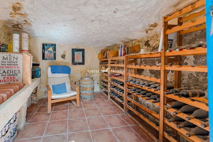 Image No.32-6 Bed Villa for sale