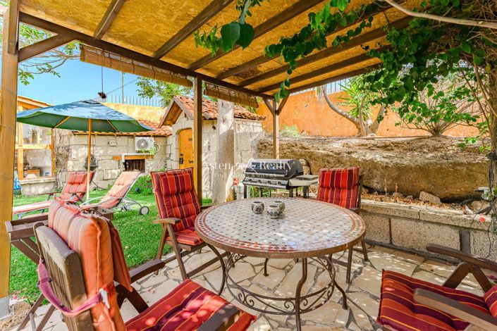 Image No.4-6 Bed Villa for sale