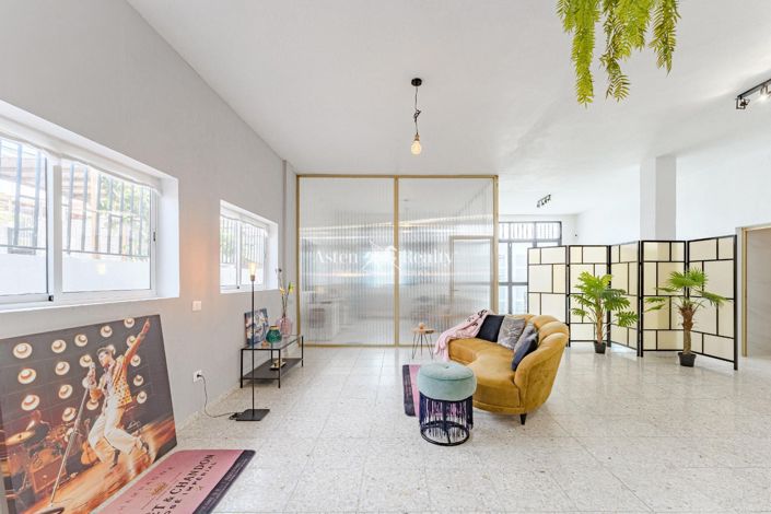 Image No.23-2 Bed House for sale