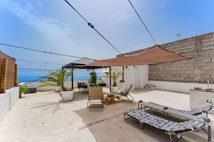 Image No.9-2 Bed House for sale