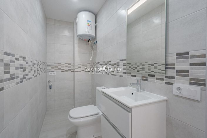 Image No.16-1 Bed Flat for sale