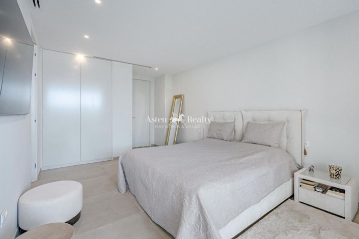 Image No.16-4 Bed Villa for sale