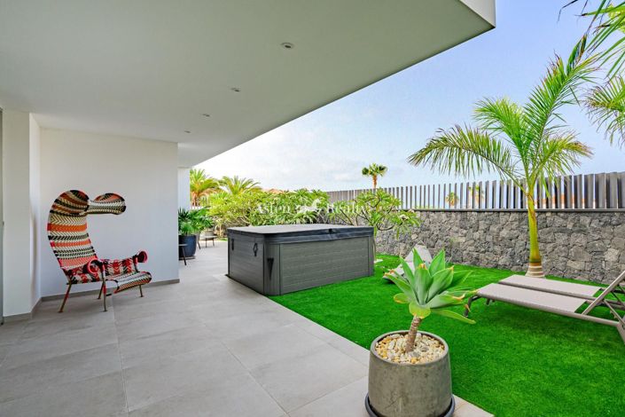 Image No.6-4 Bed Villa for sale