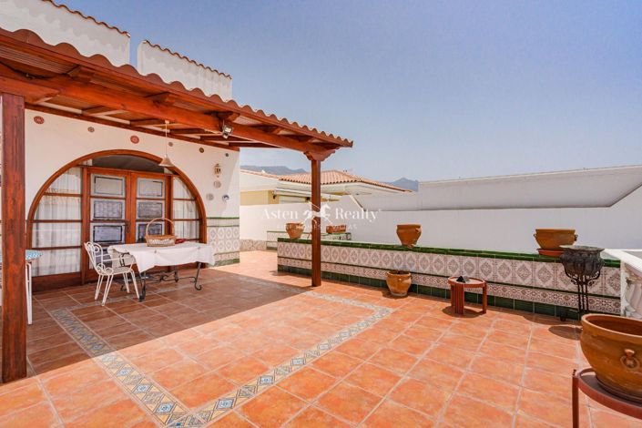 Image No.18-3 Bed Villa for sale