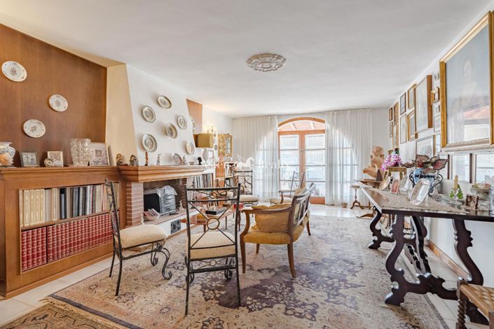 Image No.3-3 Bed Villa for sale