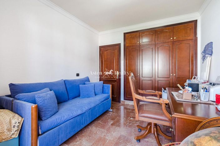 Image No.16-3 Bed House for sale