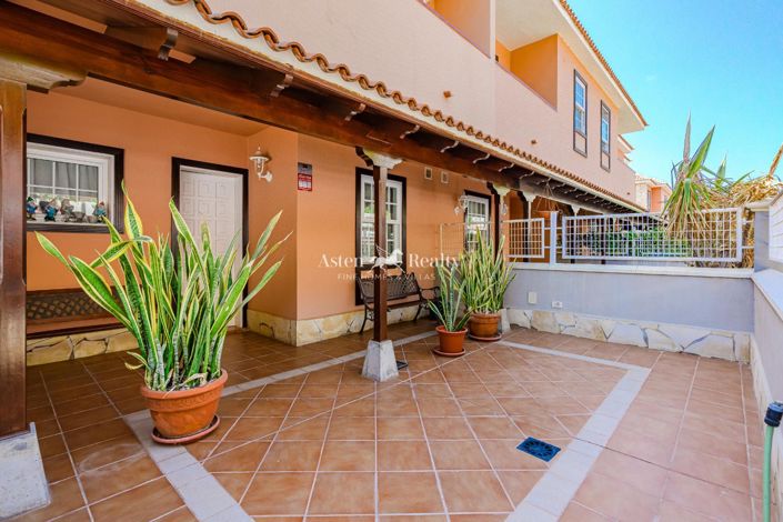 Image No.3-3 Bed House for sale