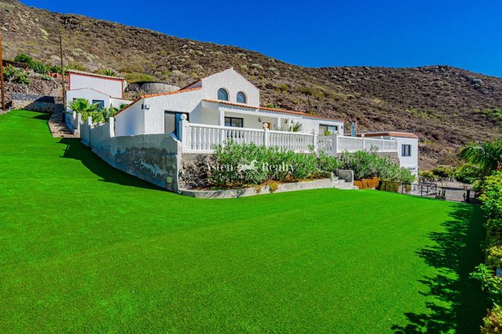 Image No.40-5 Bed Villa for sale