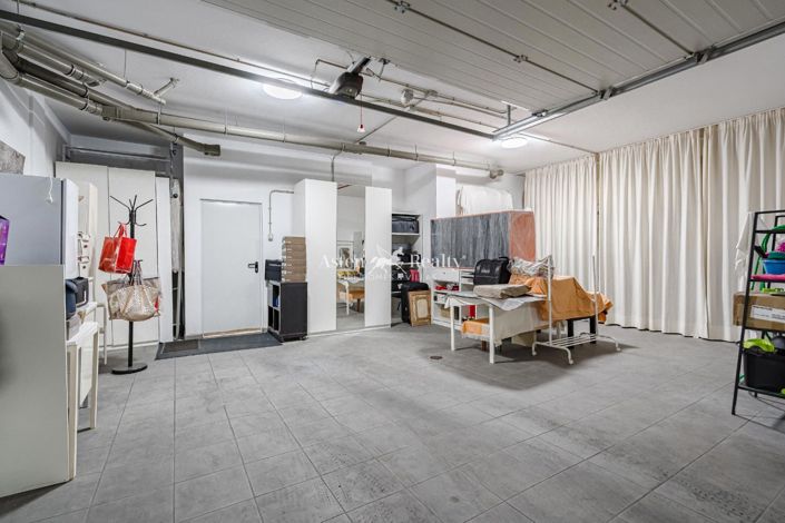 Image No.15-3 Bed House for sale