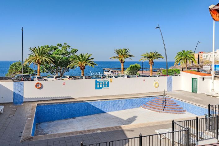 Image No.26-4 Bed House for sale