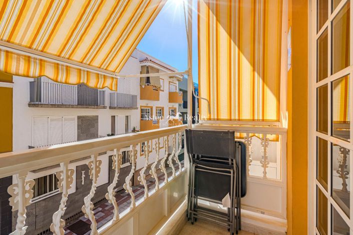 Image No.12-2 Bed Flat for sale