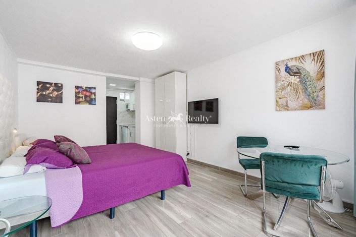 Image No.5-Studio for sale