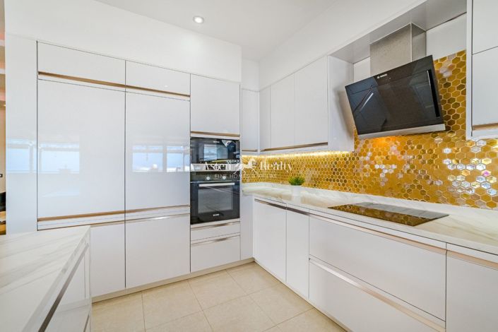 Image No.15-3 Bed Villa for sale