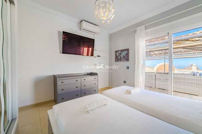 Image No.24-3 Bed Villa for sale