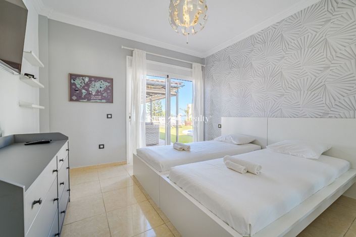 Image No.25-3 Bed Villa for sale