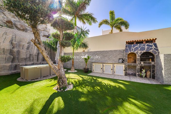 Image No.3-3 Bed Villa for sale