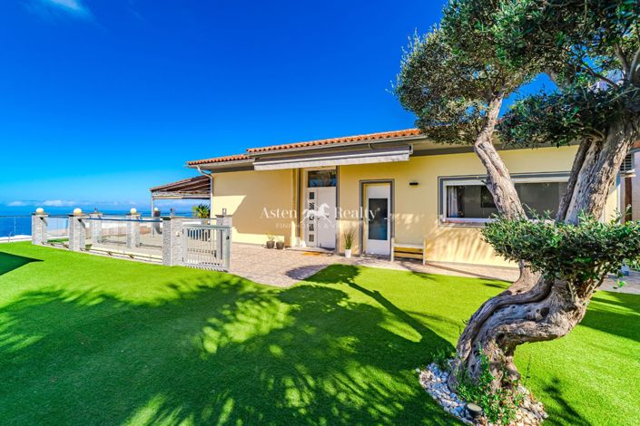 Image No.6-3 Bed Villa for sale