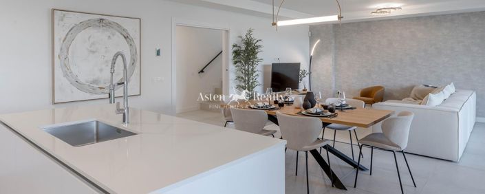 Image No.11-4 Bed House for sale