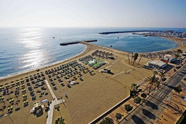 Image No.21-3 Bed Penthouse for sale