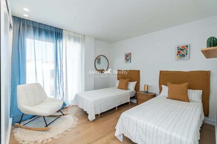 Image No.12-3 Bed Penthouse for sale