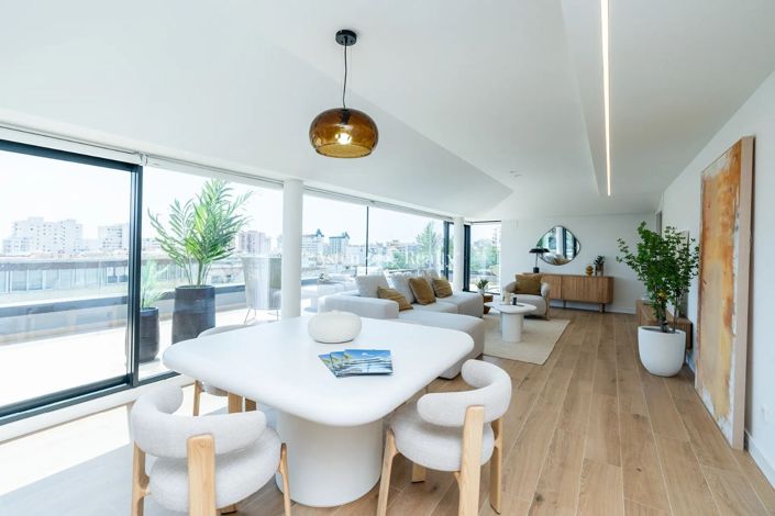 Image No.5-3 Bed Penthouse for sale