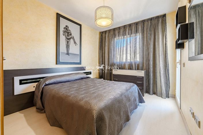 Image No.11-4 Bed House for sale