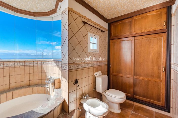 Image No.34-6 Bed Villa for sale