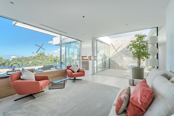 Image No.5-6 Bed Villa for sale