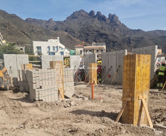 Image No.3-22 Bed Property for sale