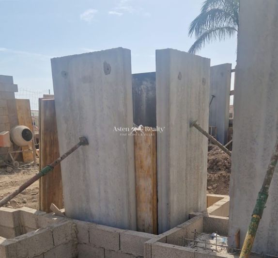 Image No.4-22 Bed Property for sale