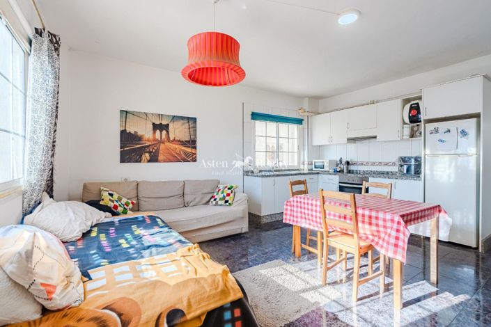 Image No.11-1 Bed Flat for sale