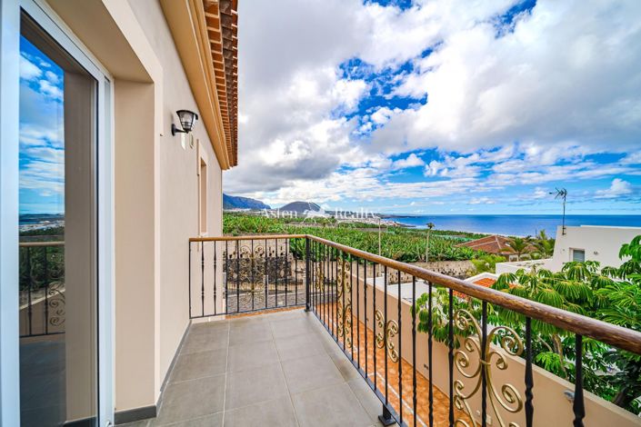 Image No.26-5 Bed Villa for sale