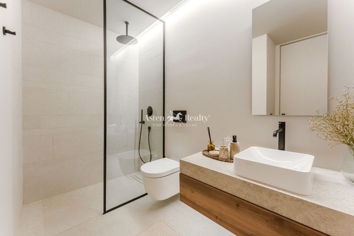 Image No.22-2 Bed Penthouse for sale