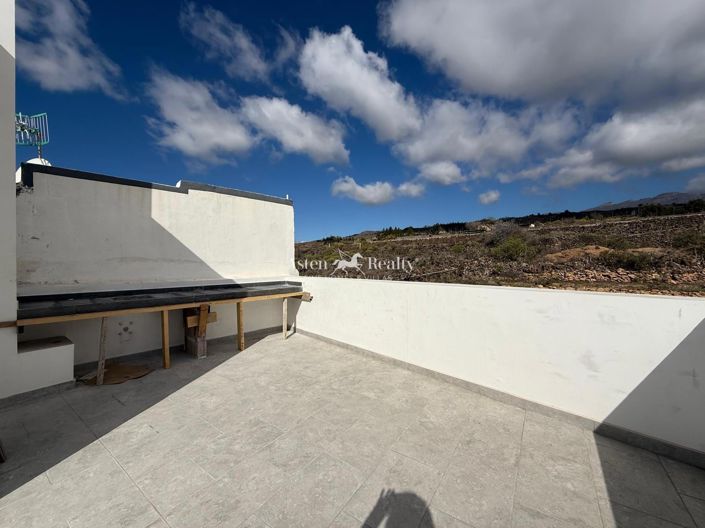 Image No.16-3 Bed House for sale