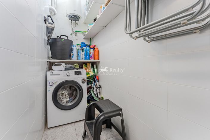 Image No.21-2 Bed House for sale