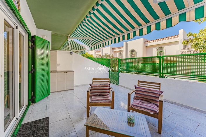 Image No.4-2 Bed House for sale