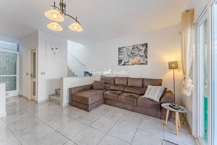 Image No.7-2 Bed House for sale