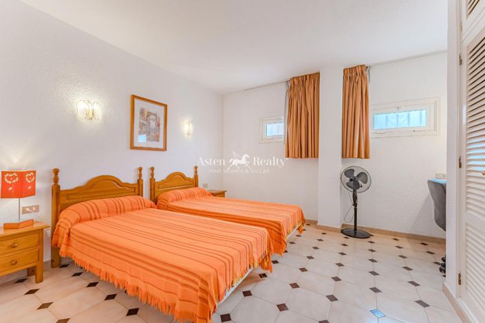 Image No.10-1 Bed Apartment for sale