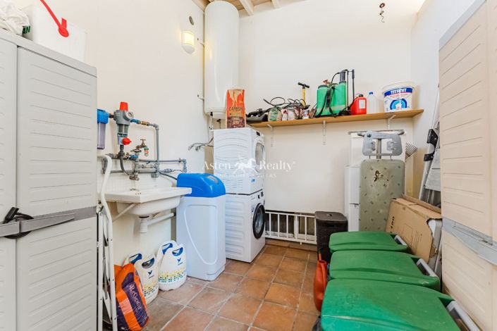 Image No.40-4 Bed Villa for sale