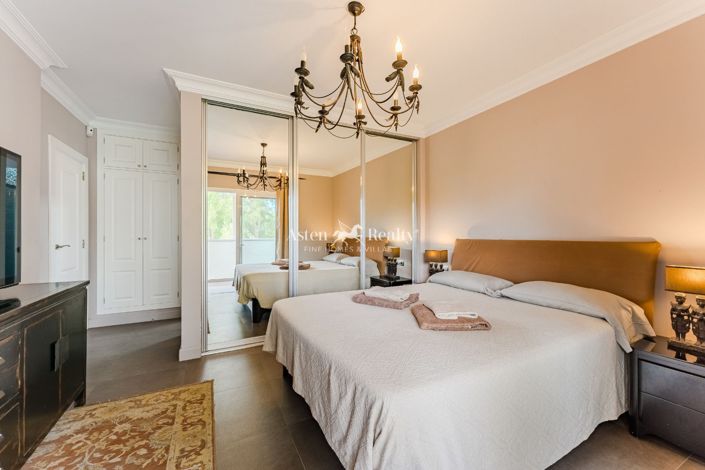 Image No.5-4 Bed Villa for sale