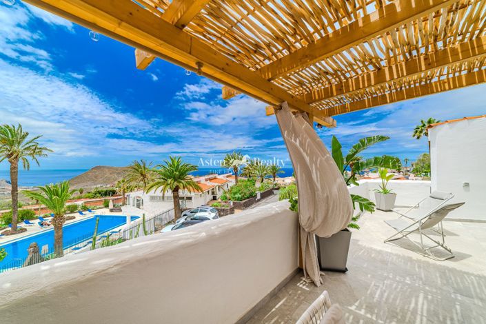 Image No.1-5 Bed Villa for sale