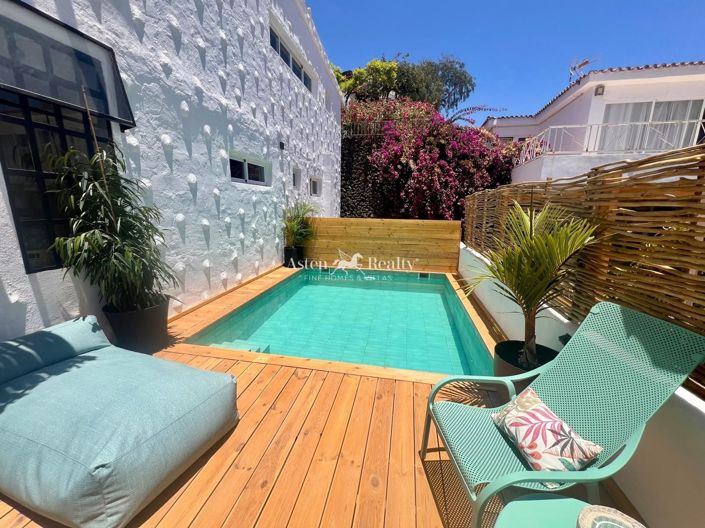 Image No.25-5 Bed Villa for sale