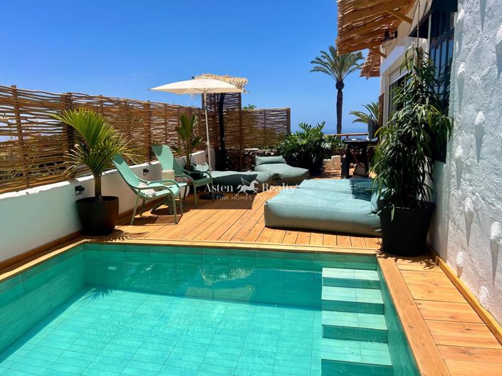 Image No.28-5 Bed Villa for sale