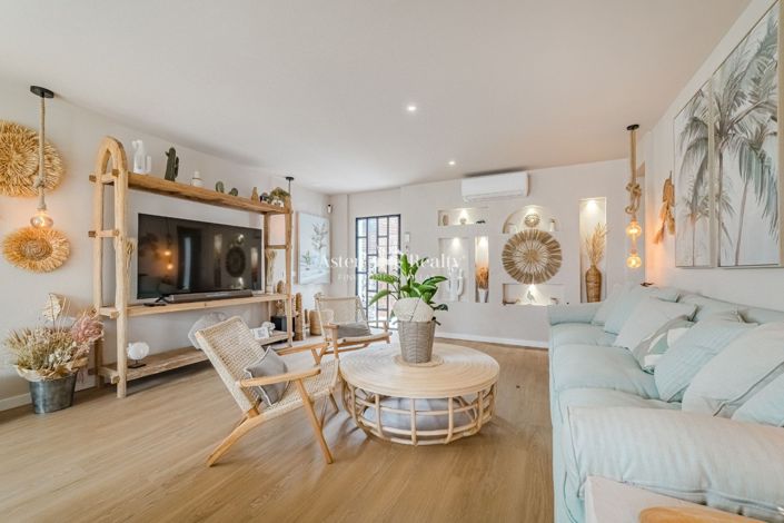 Image No.3-5 Bed Villa for sale