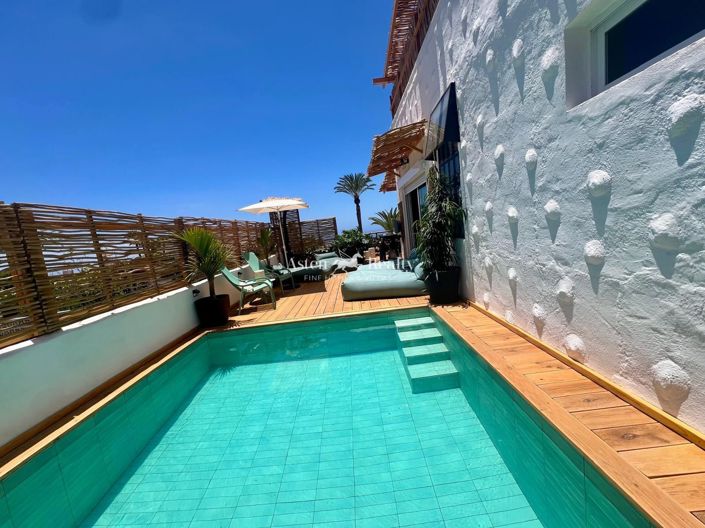 Image No.30-5 Bed Villa for sale