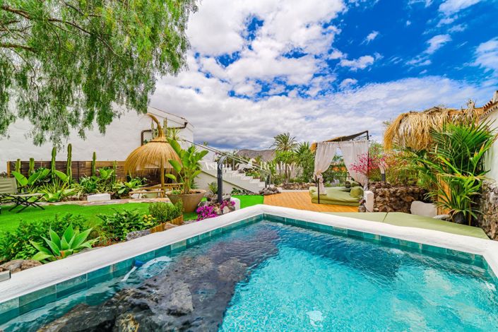 Image No.55-5 Bed Villa for sale