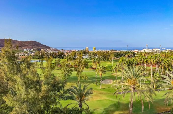 Image No.2-6 Bed Villa for sale