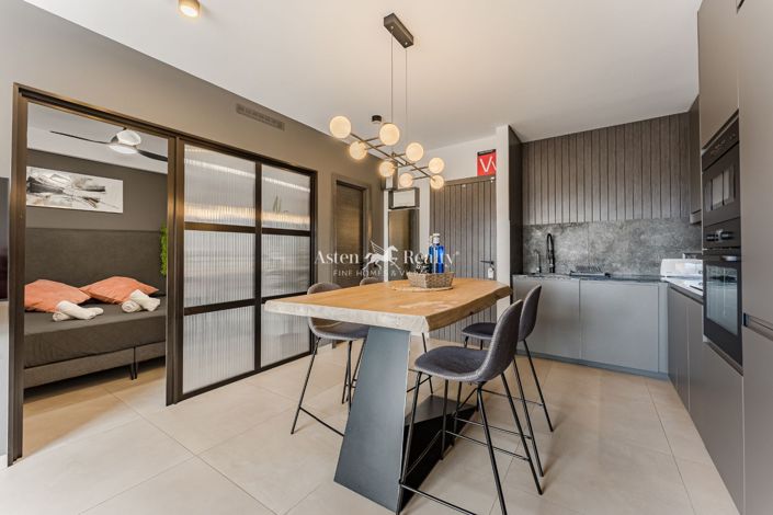 Image No.14-2 Bed Apartment for sale