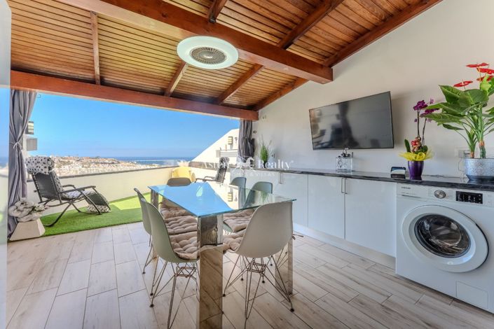 Image No.4-3 Bed House for sale