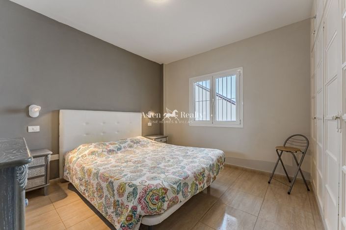 Image No.11-1 Bed Flat for sale